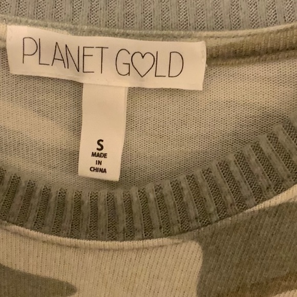 Women’s camo pattern sweater - Picture 4 of 6